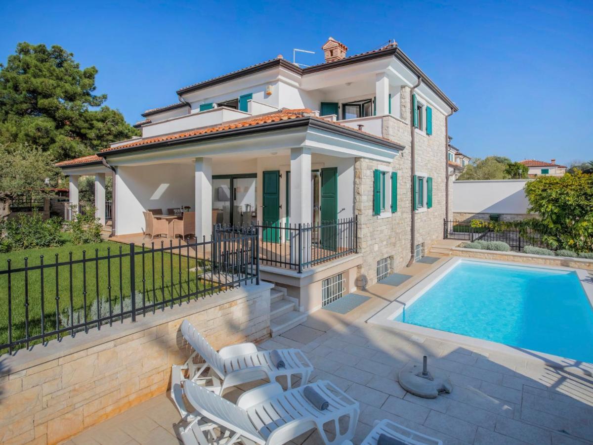 Holiday Home Villa Beach Front By Interhome Savudrija Exterior photo